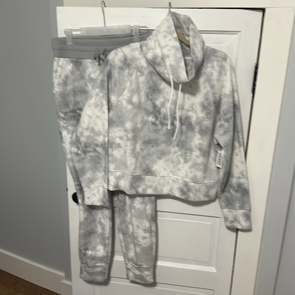 High waisted fleece joggers! - Picture 5 of 5